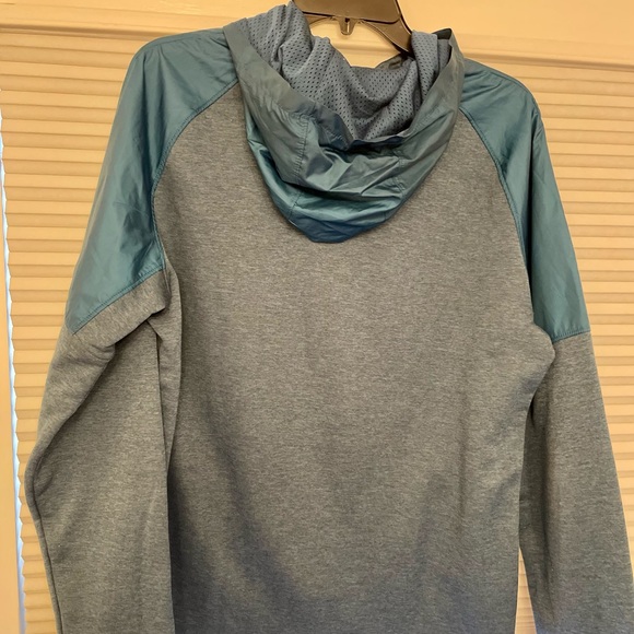 Athleisure Mixed Fabic Hoodie - Picture 4 of 4